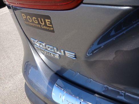 Used 2022 Nissan Rogue Sport SV image 24