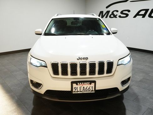 Used 2020 Jeep Cherokee Limited image 8