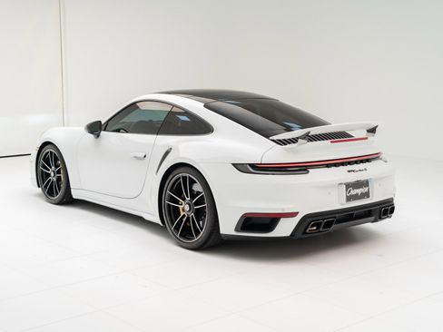 Used 2022 Porsche 911 Turbo S image 3