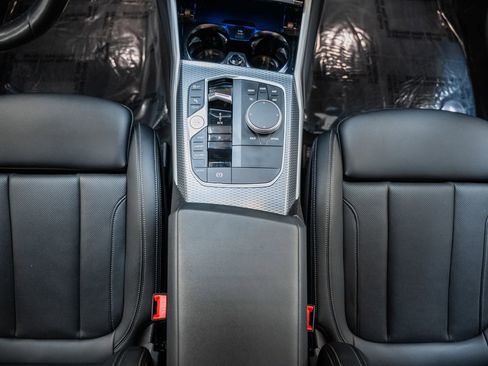 Used 2023 BMW 330i xDrive Sedan w/ M Sport Package image 31