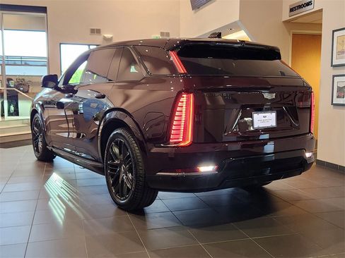 New 2025 Cadillac Escalade IQ Sport 2 w/ LPO, ONYX Package image 3