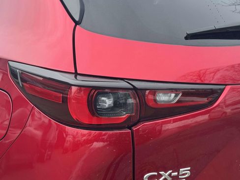 Used 2022 MAZDA CX-5 AWD 2.5 S w/ Premium Package image 10