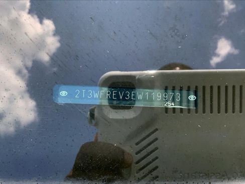 Used 2014 Toyota RAV4 XLE FWD image 36
