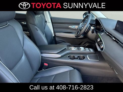 Used 2024 Genesis GV70 2.5T Advanced w/ Advanced Package image 20