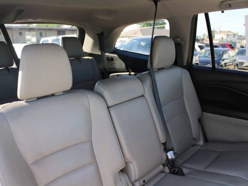 Used 2021 Honda Pilot EX-L image 11