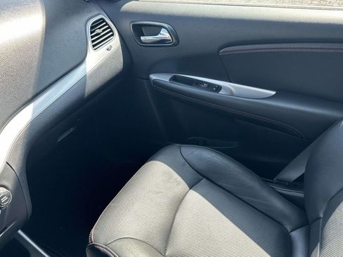 Used 2019 Dodge Journey GT w/ Driver Convenience Group image 34