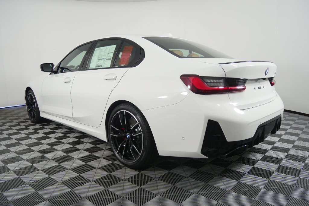 Used 2026 BMW M340i w/ Premium Package RWD image 6