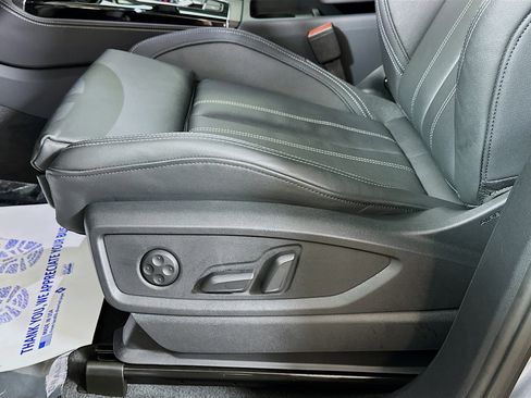 Certified 2025 Audi Q5 2.0T Premium Plus w/ Premium Plus Package image 20