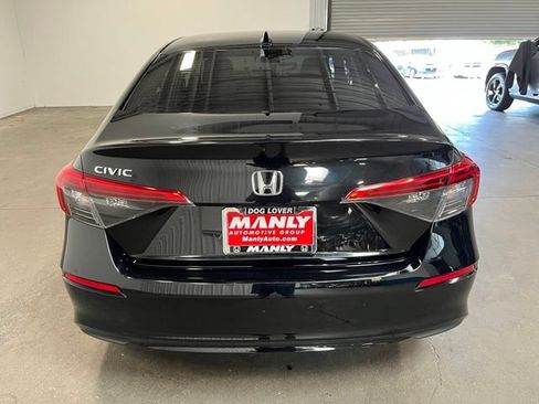 Used 2023 Honda Civic EX image 4