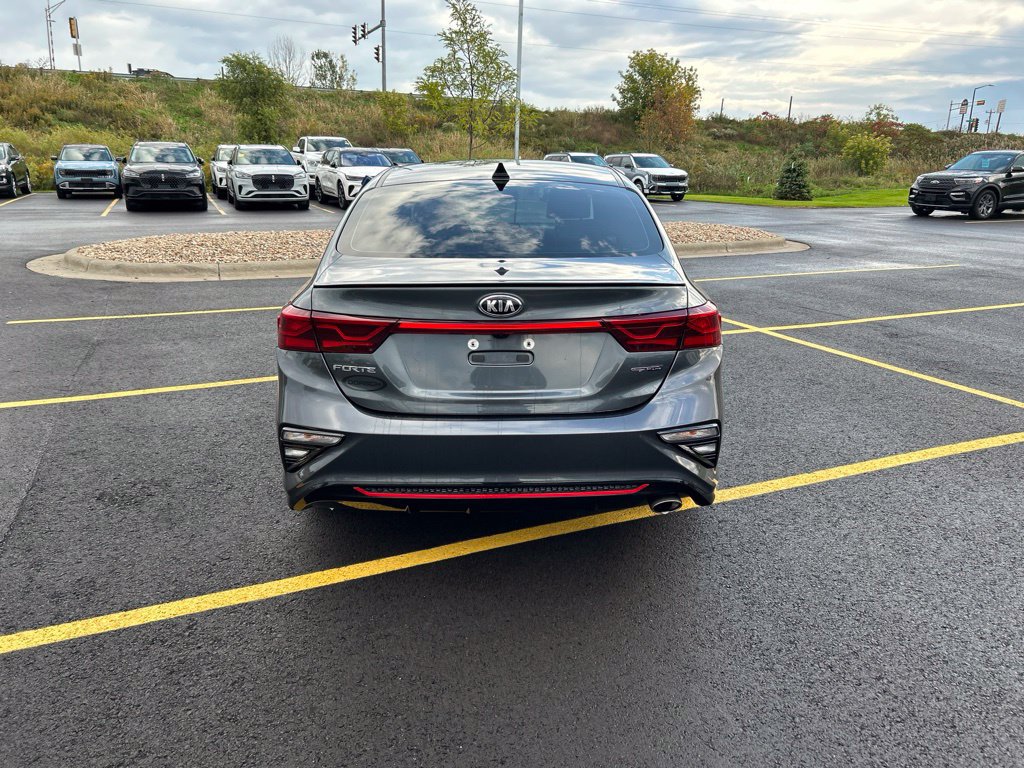 Used 2020 Kia Forte GT-Line FWD image 5