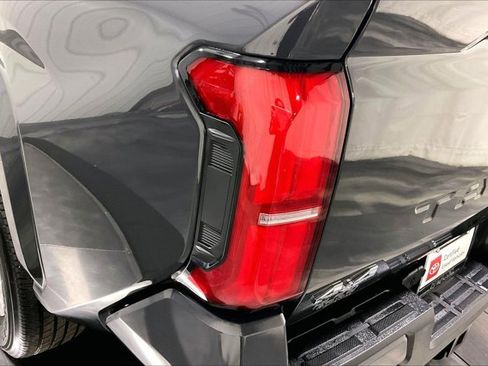Certified 2024 Toyota Tacoma SR5 image 29
