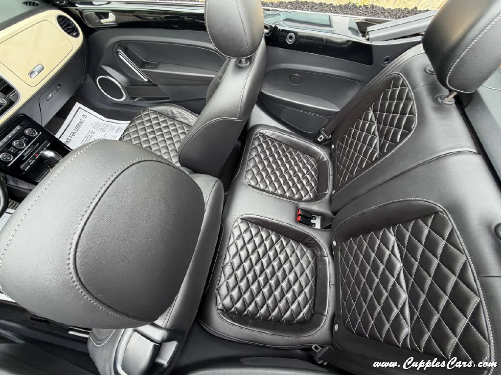 Used 2019 Volkswagen Beetle 2.0T Final Edition SEL FWD image 28