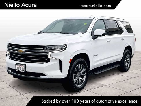 Used 2021 Chevrolet Tahoe LT w/ LT Signature Package image 1