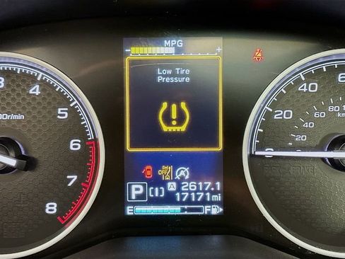 Certified 2024 Subaru Forester Limited image 13