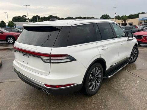 Used 2026 Lincoln Aviator 2WD image 8