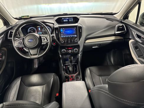 Used 2024 Subaru Forester Limited w/ Convenience Package AWD/4WD image 4