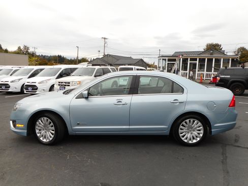 Used 2010 Ford Fusion Hybrid 1 Owner 115 Kmiles PWR image 2