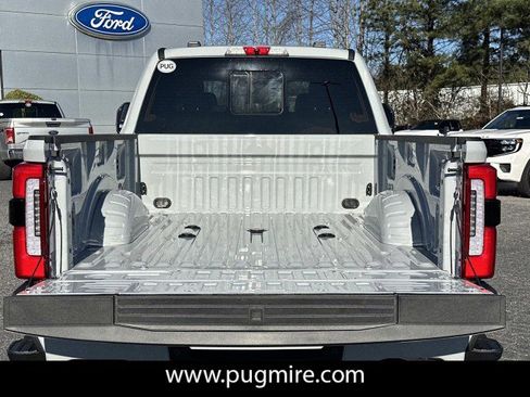 New 2026 Ford F250 Platinum image 18