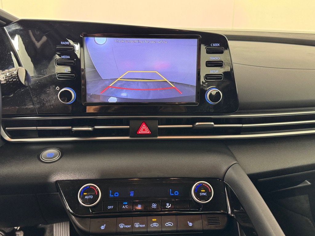 Used 2021 Hyundai Elantra SEL w/ Convenience Package FWD image 15