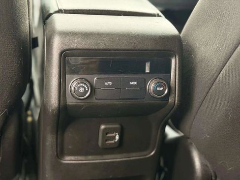 Used 2019 GMC Acadia SLE image 22