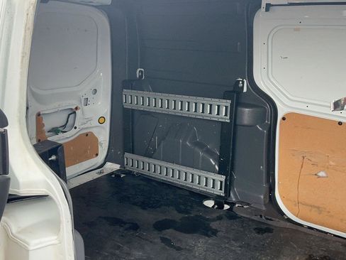 Used 2020 Ford Transit Connect XL image 25