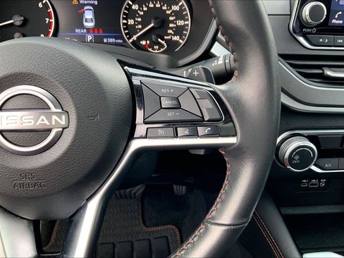 Used 2025 Nissan Altima 2.5 SR image 24