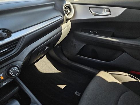 Certified 2023 Kia Forte LX image 24