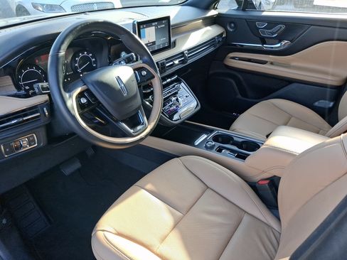 Certified 2020 Lincoln Corsair Reserve w/ Appearance Package FWD image 11