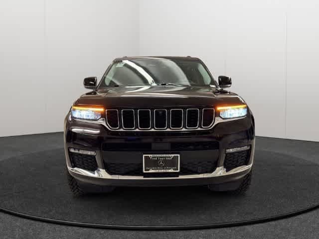 Used 2022 Jeep Grand Cherokee L Limited w/ Luxury Tech Group II AWD/4WD image 2
