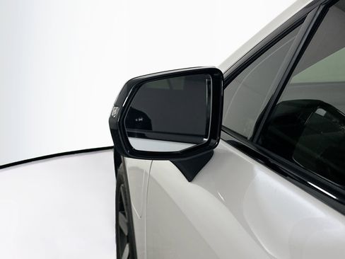 Used 2025 Honda Prologue Touring image 16
