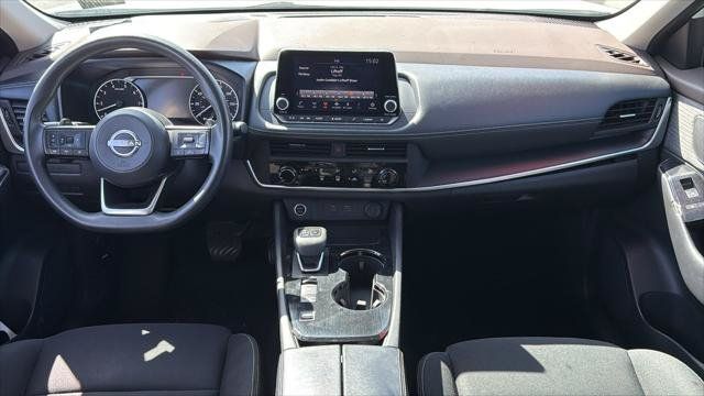 Used 2023 Nissan Rogue S FWD image 9