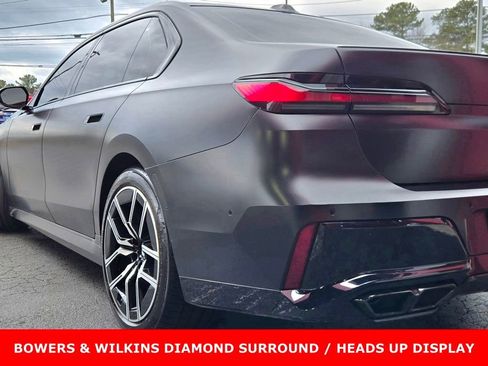 Used 2023 BMW 760i xDrive 760i xDrive w/ Luxury Rear Seating Package image 4