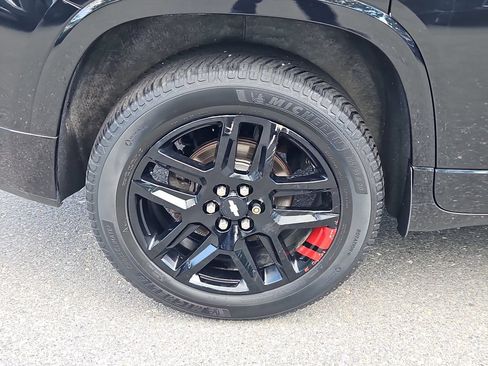 Used 2019 Chevrolet Traverse Premier w/ Redline Edition AWD/4WD image 9