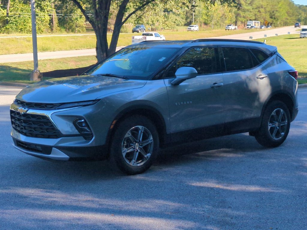 New 2026 Chevrolet Blazer LT w/ Convenience Package FWD image 9