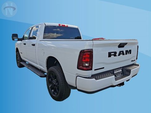 Used 2025 RAM 2500 Big Horn AWD/4WD image 13