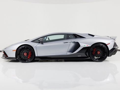 Used 2022 Lamborghini Aventador LP 780-4 Ultimae AWD/4WD image 7