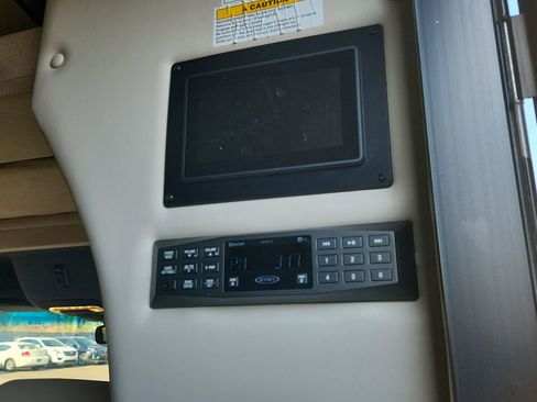 Used 2019 Mercedes-Benz Sprinter 170 image 35