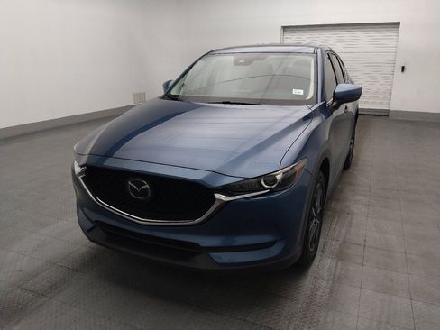 Used 2018 MAZDA CX-5 Touring w/ Preferred Equipment Package FWD image 15