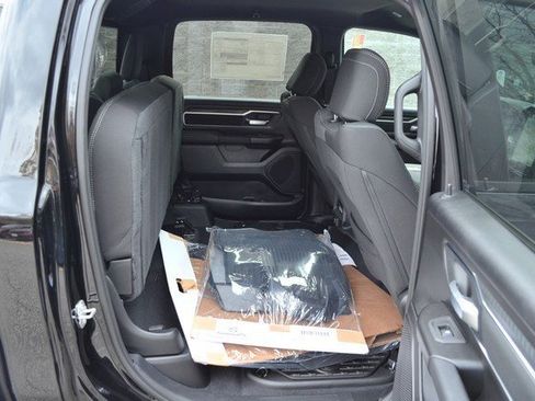 New 2026 RAM 1500 Big Horn image 32