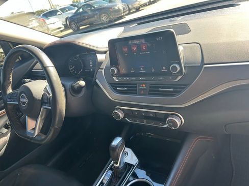 Used 2023 Nissan Altima 2.5 SR image 35