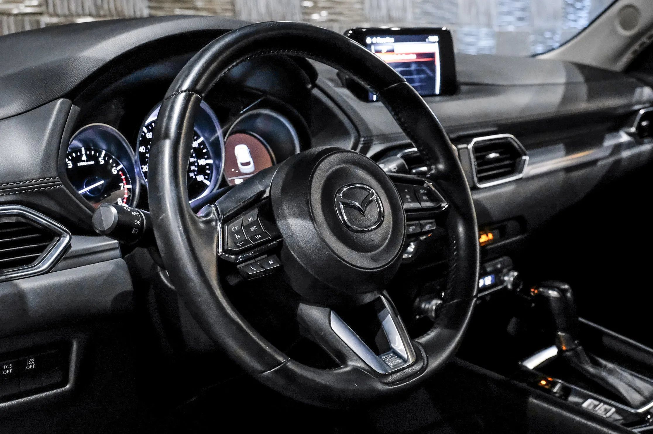 Used 2020 MAZDA CX-5 Touring FWD image 17