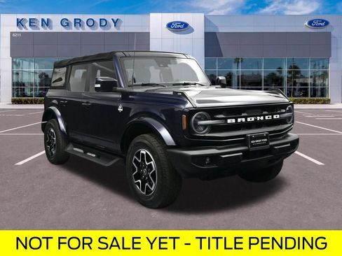 Used 2021 Ford Bronco Outer Banks AWD/4WD image 1