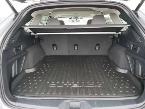 Certified 2025 Subaru Outback Premium image 18