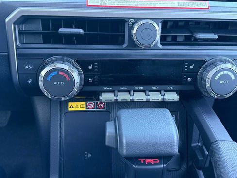 New 2025 Toyota 4Runner TRD Off-Road Premium image 16