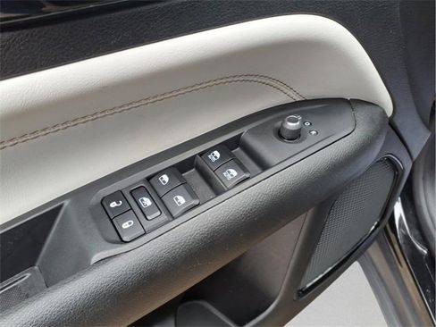 Certified 2024 Jeep Compass Limited image 15