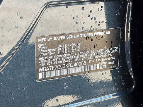 Used 2019 BMW 750i xDrive w/ M Sport Package image 51