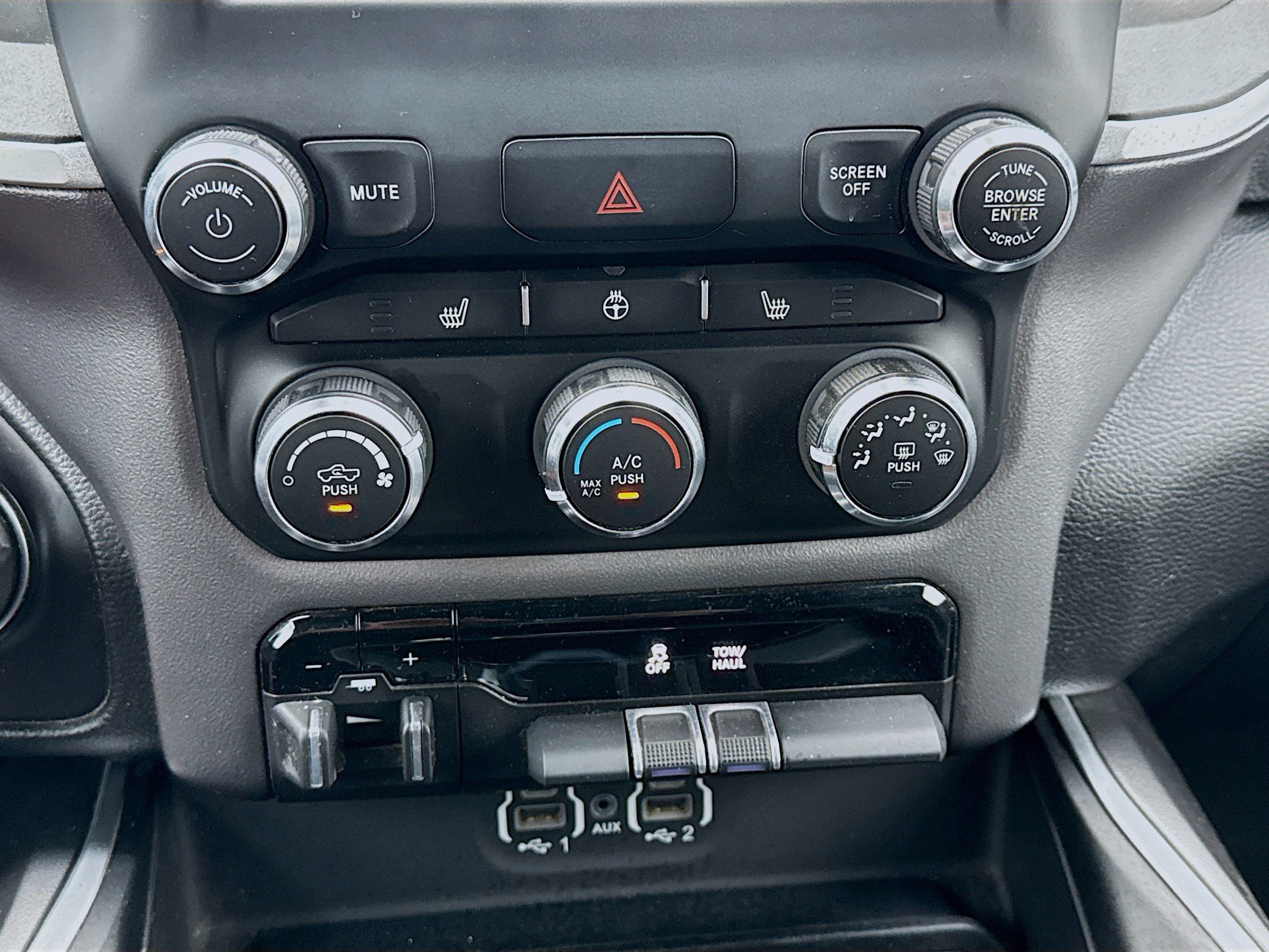 Used 2023 RAM 1500 Big Horn AWD/4WD image 12