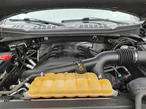 Used 2015 Ford F150 Platinum w/ Trailer Tow Package image 36