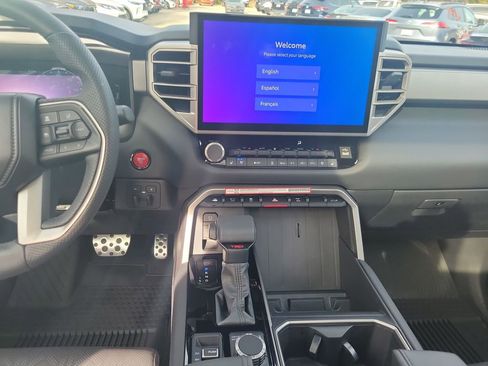 Used 2025 Toyota Tundra Limited image 21