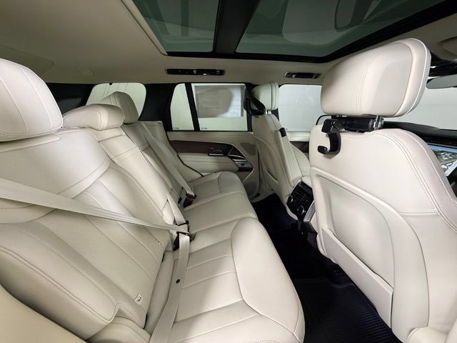 New 2026 Land Rover Range Rover SE AWD/4WD image 30